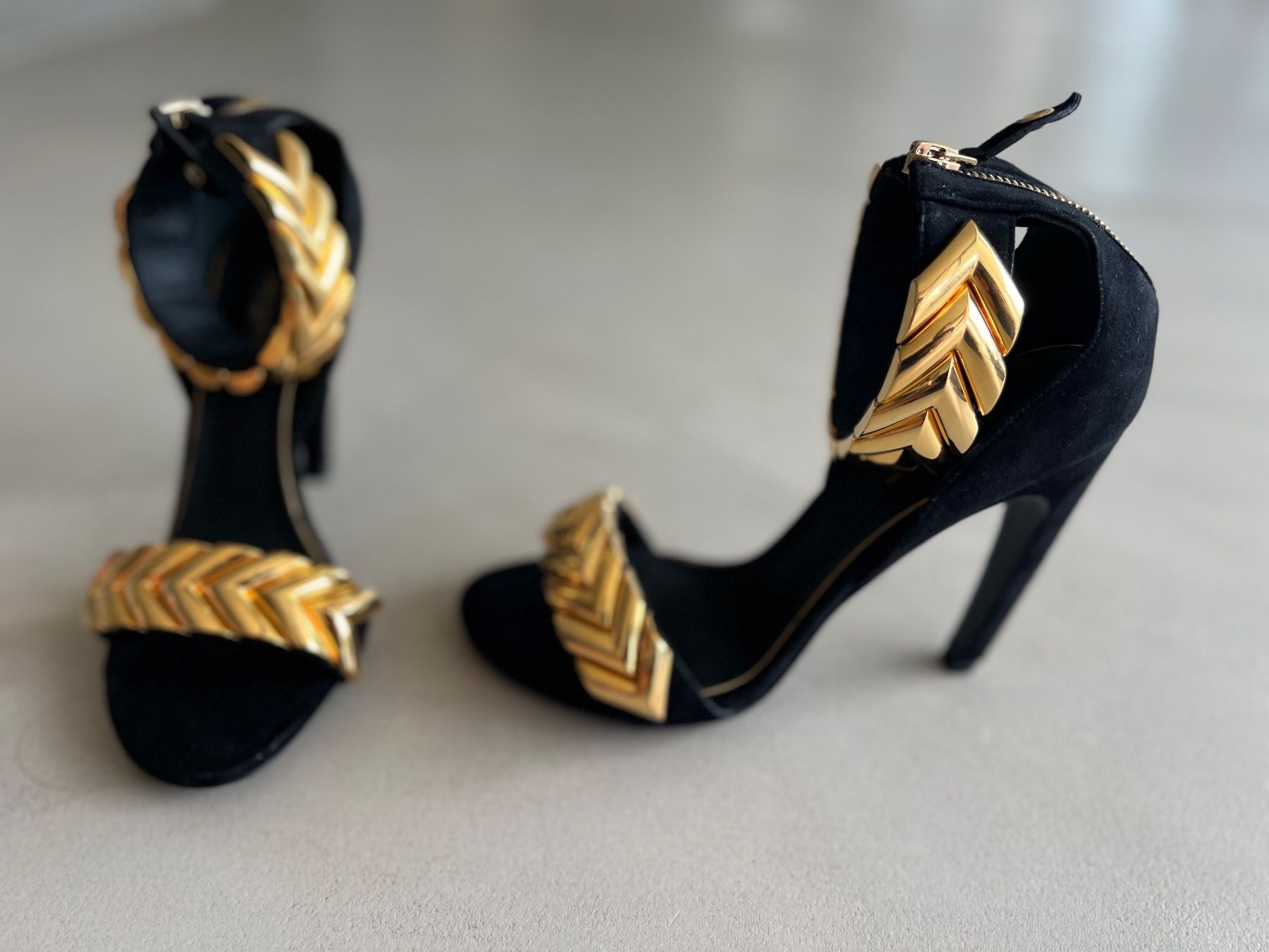 Louis Vuitton Scarpe da donna: Sensationelle Louis Vuitton Sandalen – Usato da Schaan venduto da Poltera 4