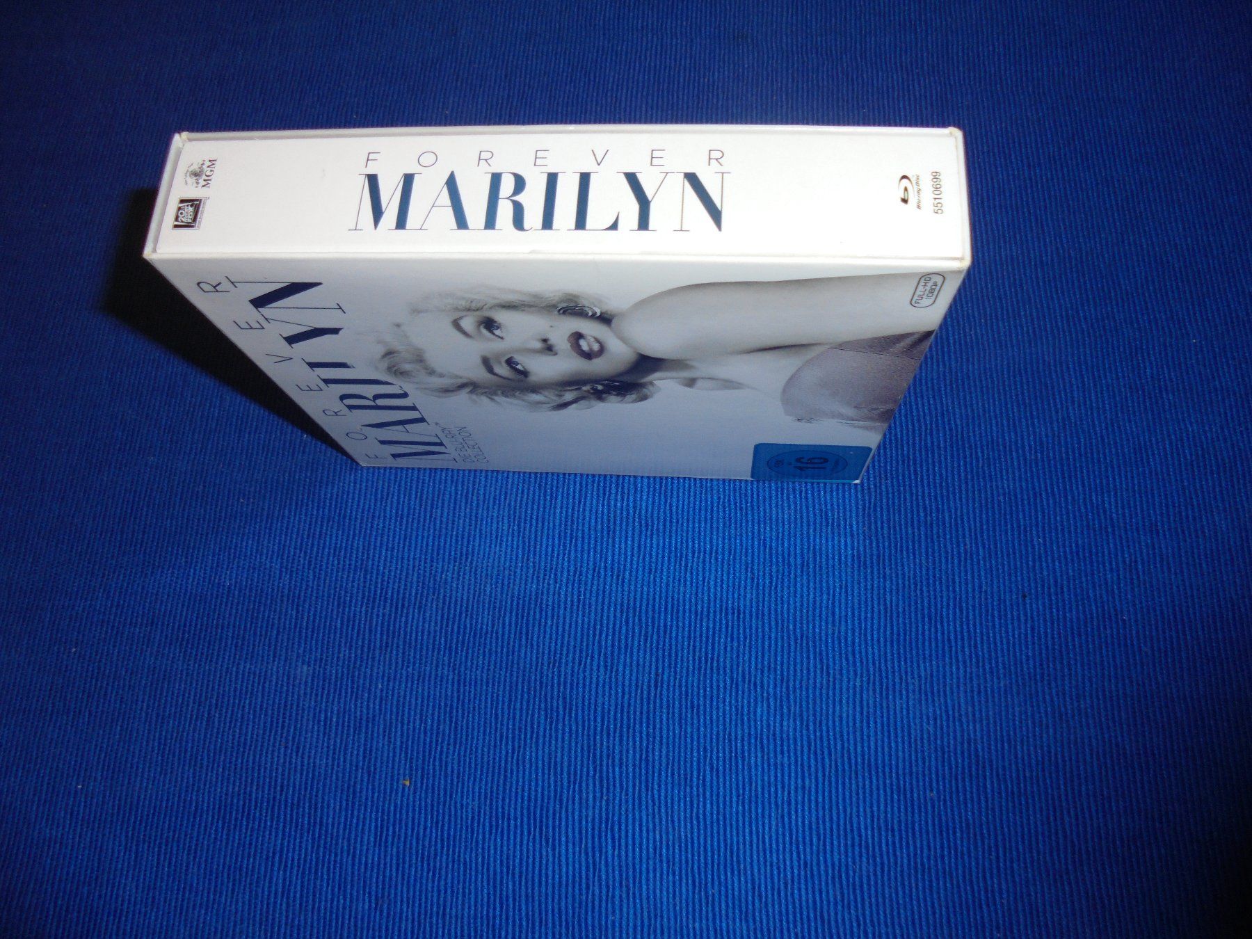 Tutti i DVDs: Marilyn Monroe BOX /7 blu-ray / MEGA RAR /Top !! – Nuovo (secondo la descrizione) da Wattenwil venduto da Firebird1 7