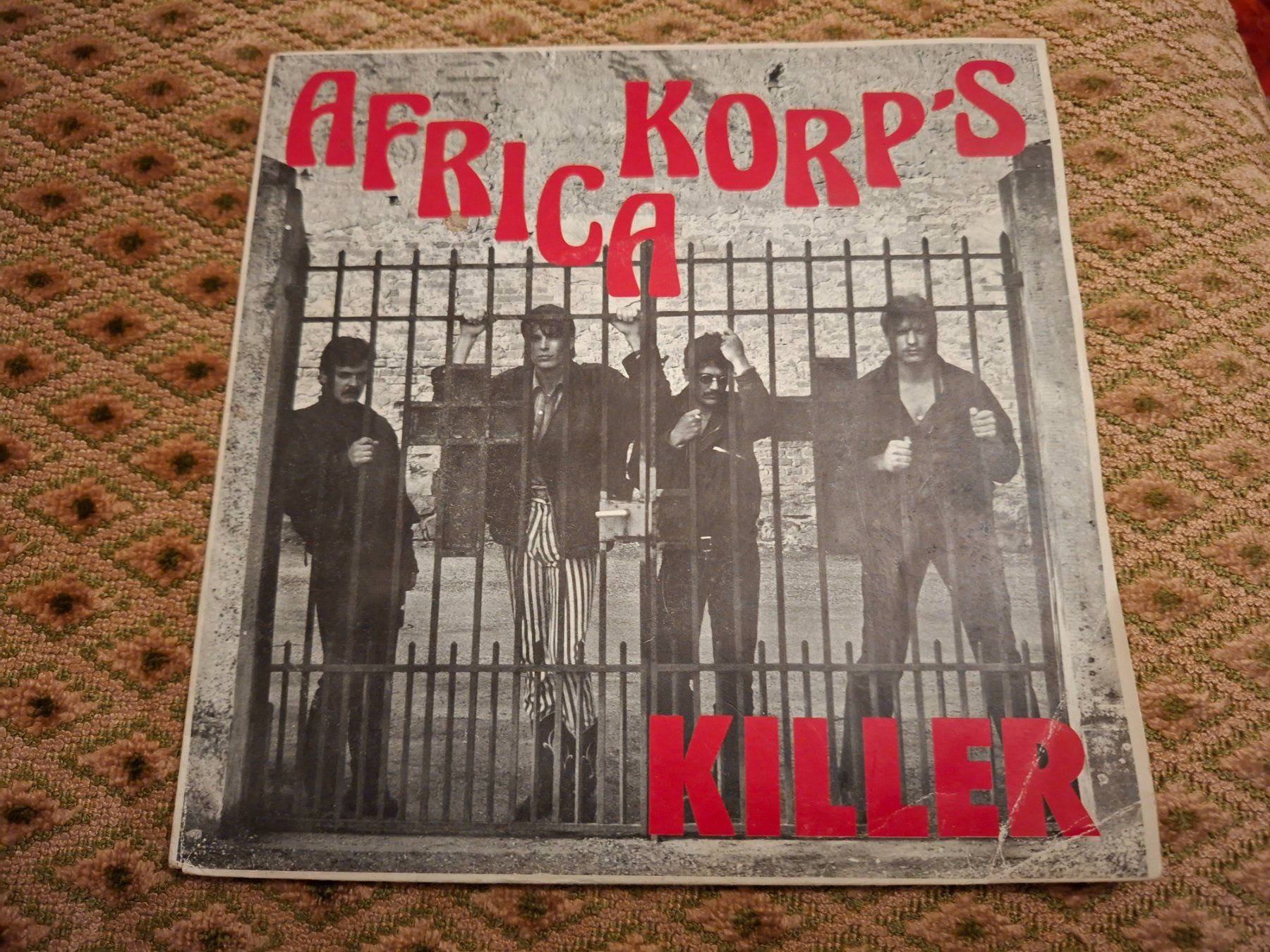 Dischi in vinile: Africa Korp's - Killer - Rare 7' Electro/Rock – Usato da Bernex venduto da Wannabehasbeen01