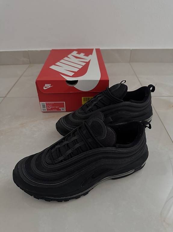 Herrenschuhe: Nike Air Max 97 triple black EU47/US12.5 – Gebraucht aus Pregassona von samdl518 1