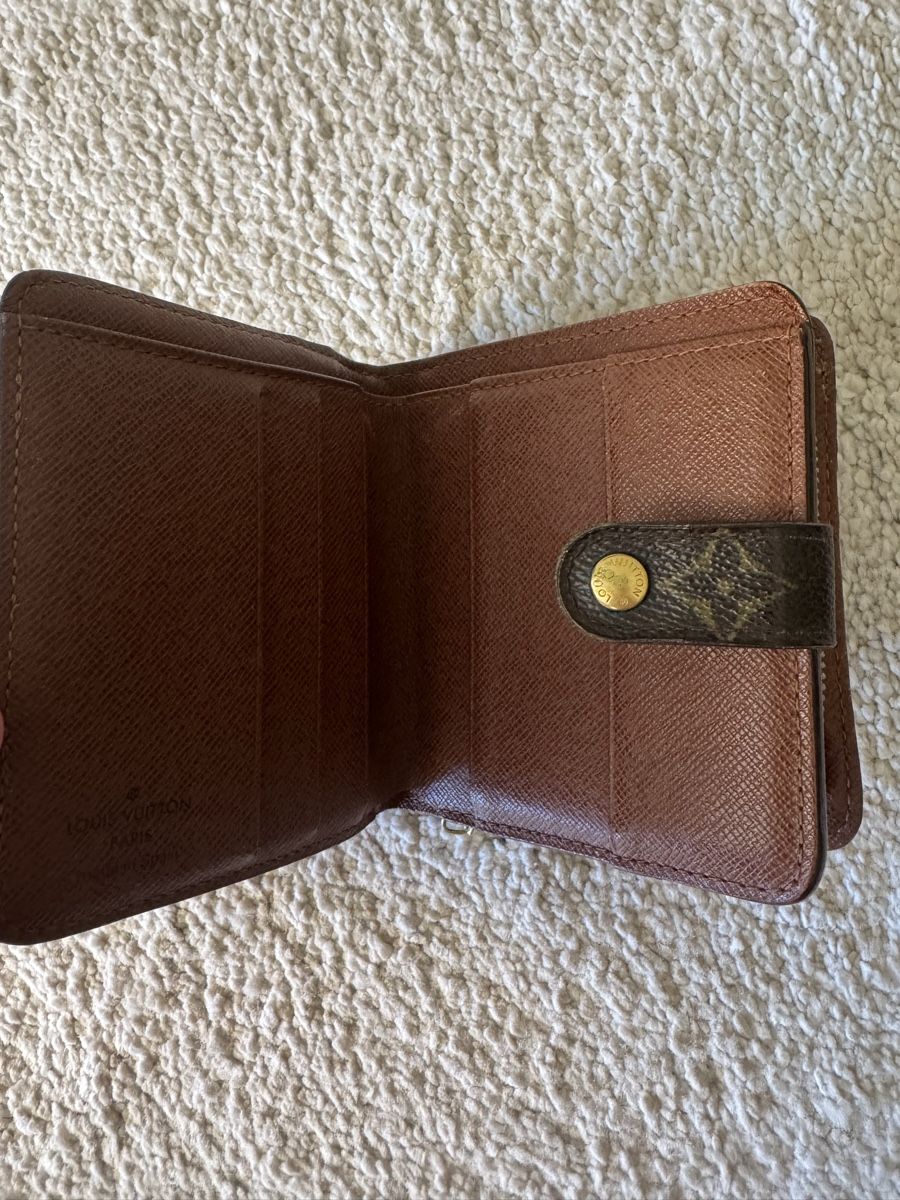 Louis Vuitton Portamonete: LOUIS VUITTON PORTEMONNAIE COMPACT – Usato da Genève venduto da Dan83 3