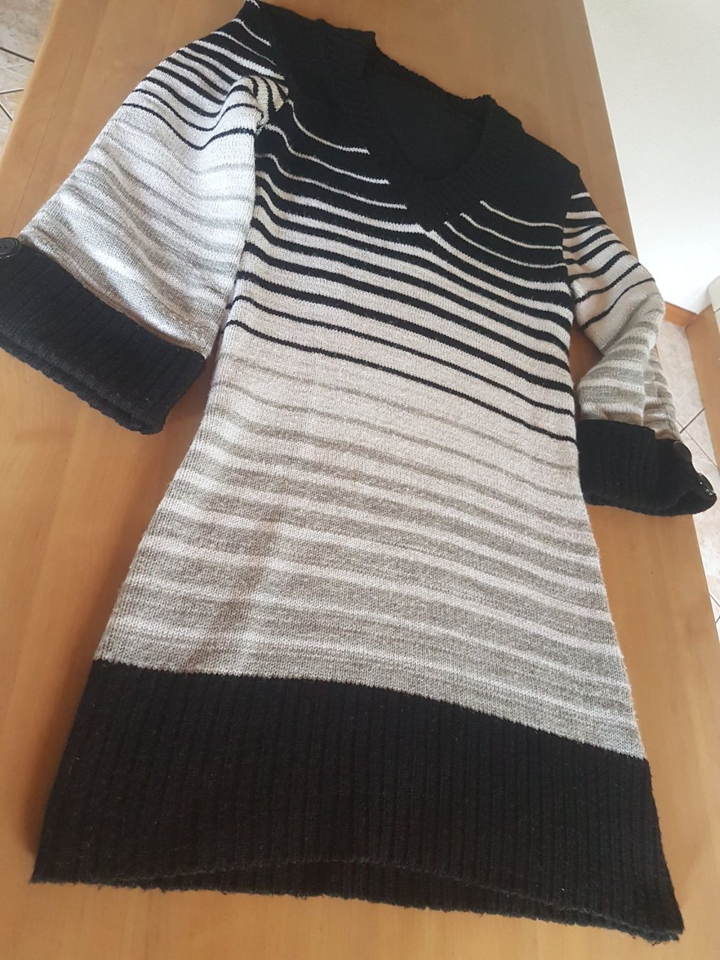 Vestiti: Robe pull col en V taille S – Usato da Villiers venduto da san_jn5w