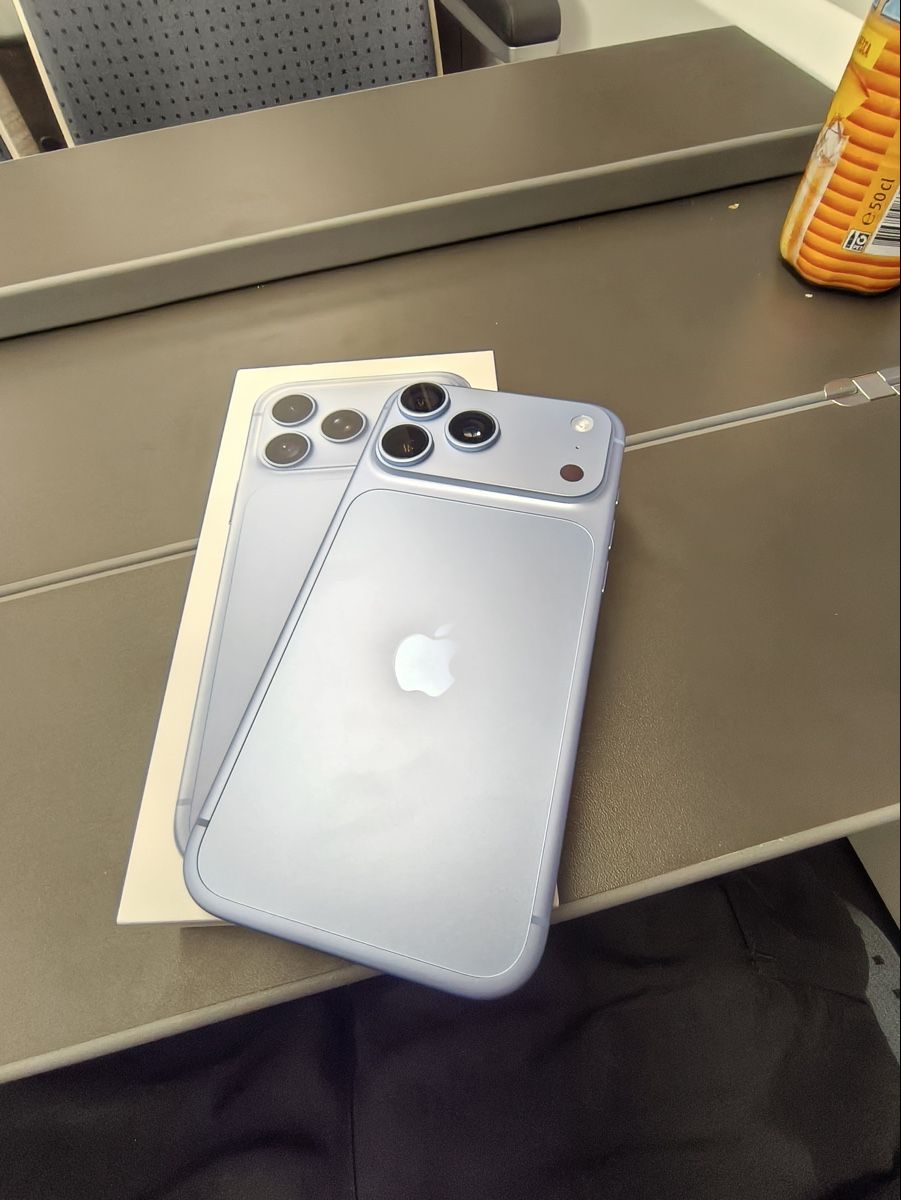 Apple Telefoni cellulari / Smartphones: iPhone 18 pro Max – Nuovo (secondo la descrizione) da Zuchwil venduto da nig_2z9d