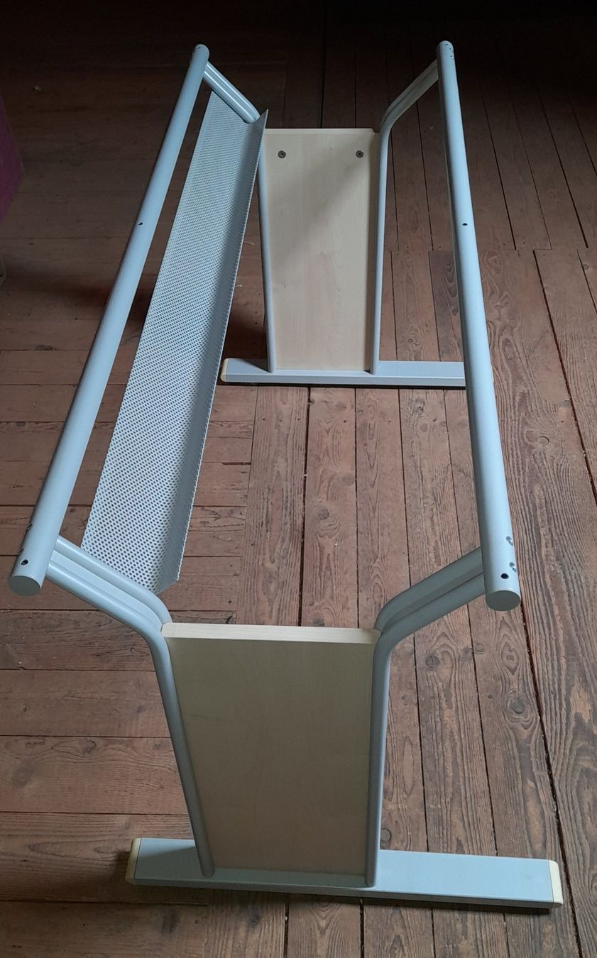 Schreibtische: Schreibtischunterbau – Gebraucht aus Richigen von lis_qql9