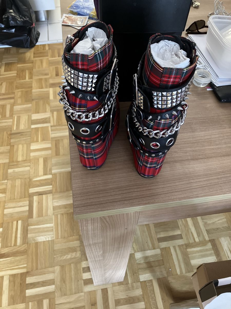 Scarpe da donna: Charla Tedrick Brixton Boot – Nuovo (secondo la descrizione) da Basel venduto da DanF85 3