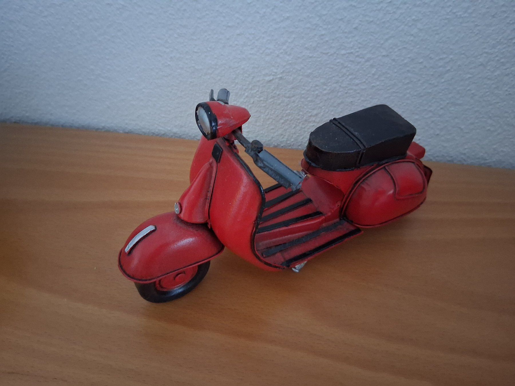 Tutte le decorazioni: rote, dekorative Vespa – Nuovo (secondo la descrizione) da Meilen venduto da nessy492 2
