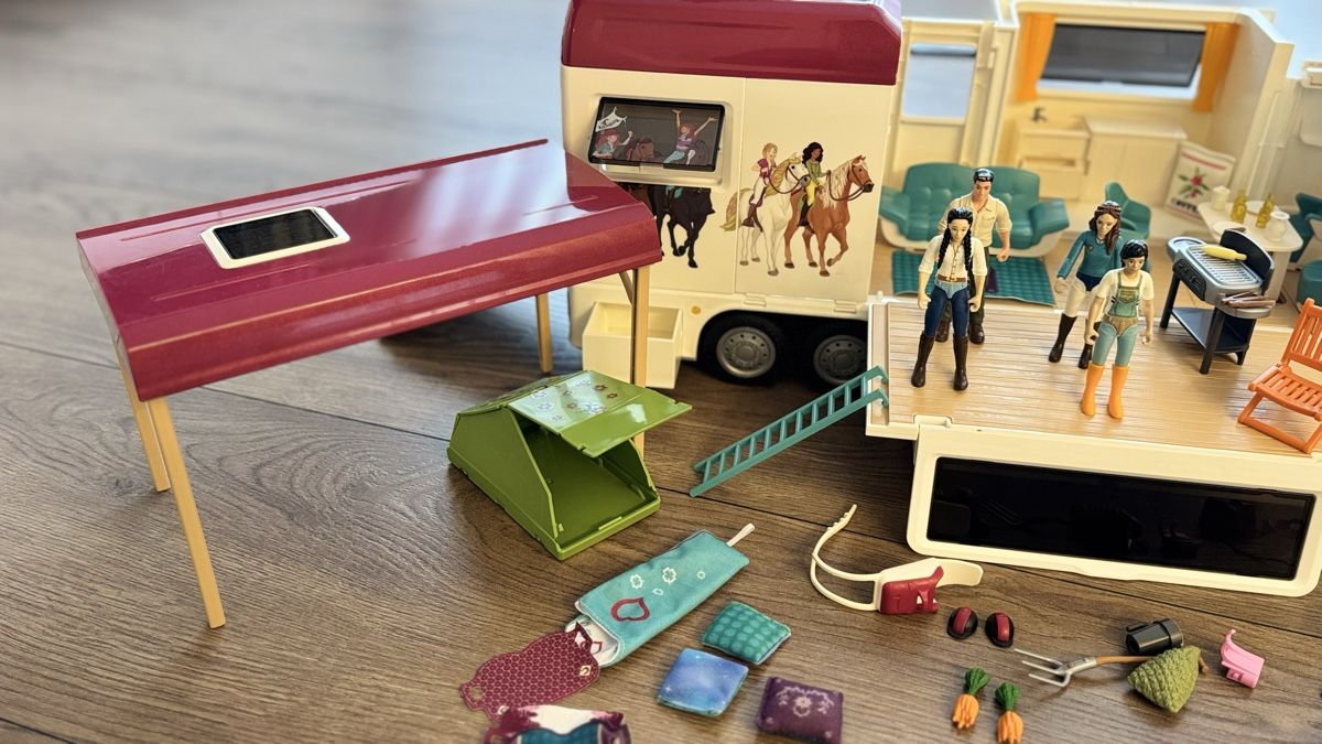 Schleich Giocattoli: Schleich Wohnmobil – Usato da Weiningen ZH venduto da proi4o 5