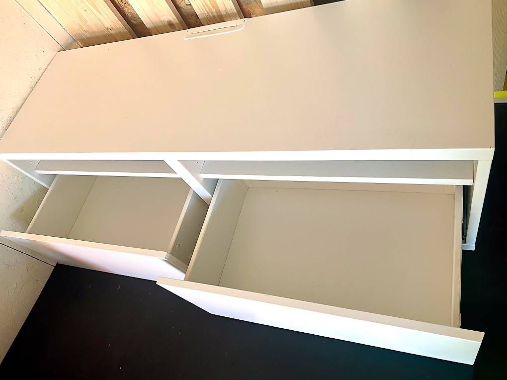 Ikea TV Möbel: Besta (Ikea) TV Möbel – Gebraucht aus Riedholz von FarahDL 1