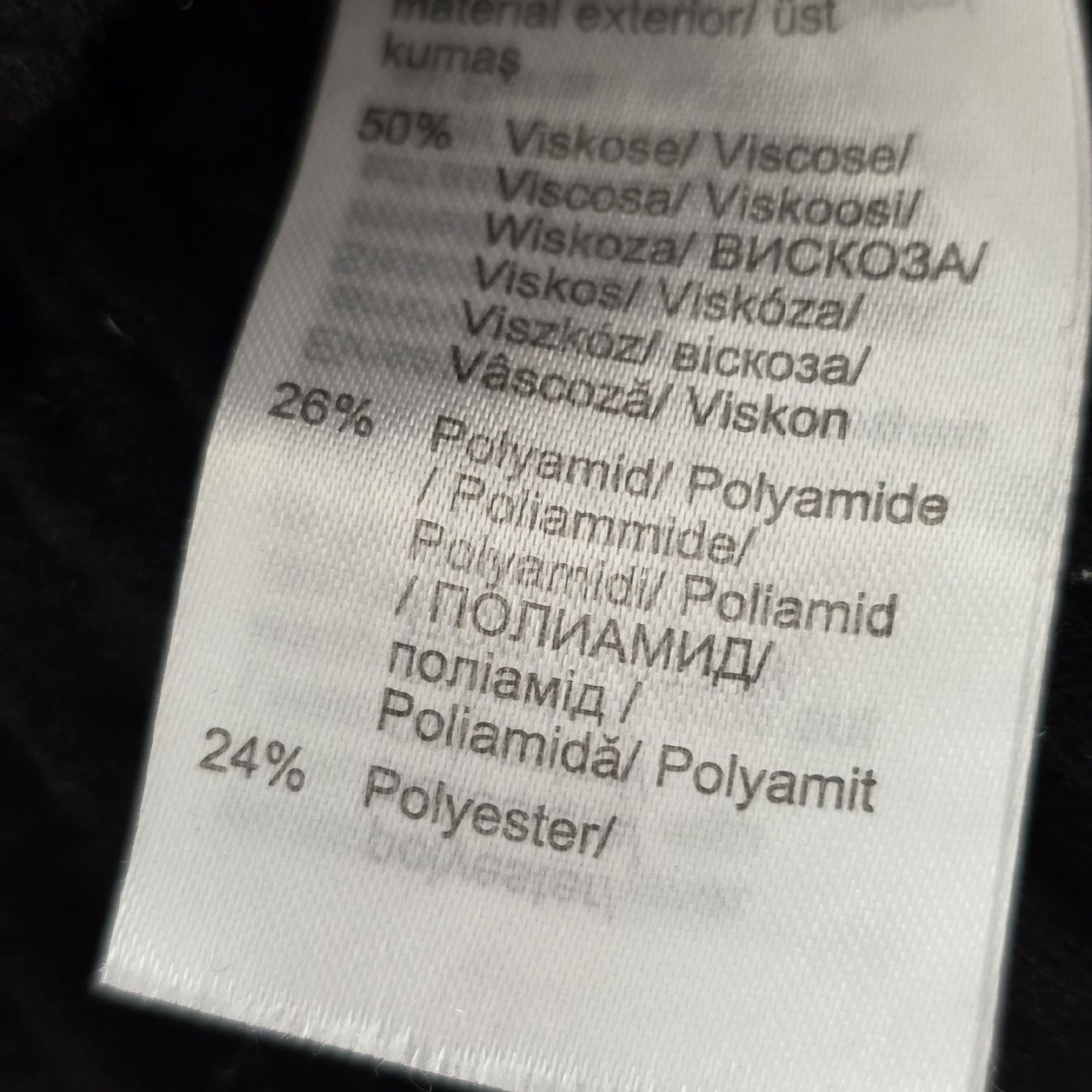 Maglioni & Felpe: Damen Pullover schwarz weiss Grösse 36/ 38 – Usato da Rheinsulz venduto da Gilea 6