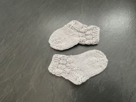 Handgestrickte Kinder-Baby-Socken Fusslänge 10cm Gr.16/17