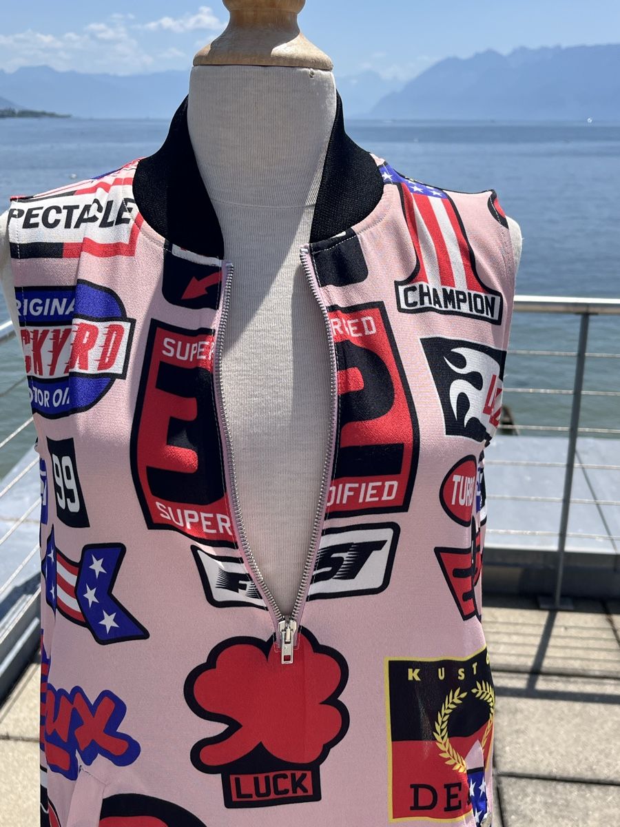 Moschino Vestiti: Robe longue LOVE MOSCHINO imprimé Patchwork Taille 38 – Nuovo (secondo la descrizione) da St-Sulpice VD venduto da Twin5 1