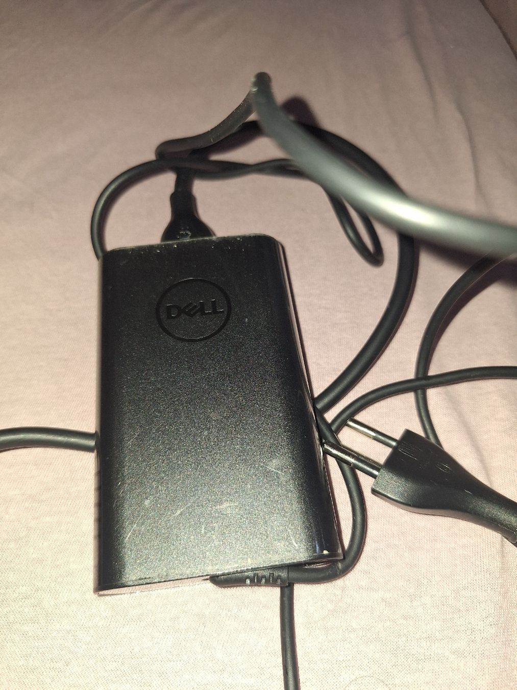 Dell Chargeur: DELL alimentation 65W  – Neuf (Voir description) à Tannay par v1n1p00h 2