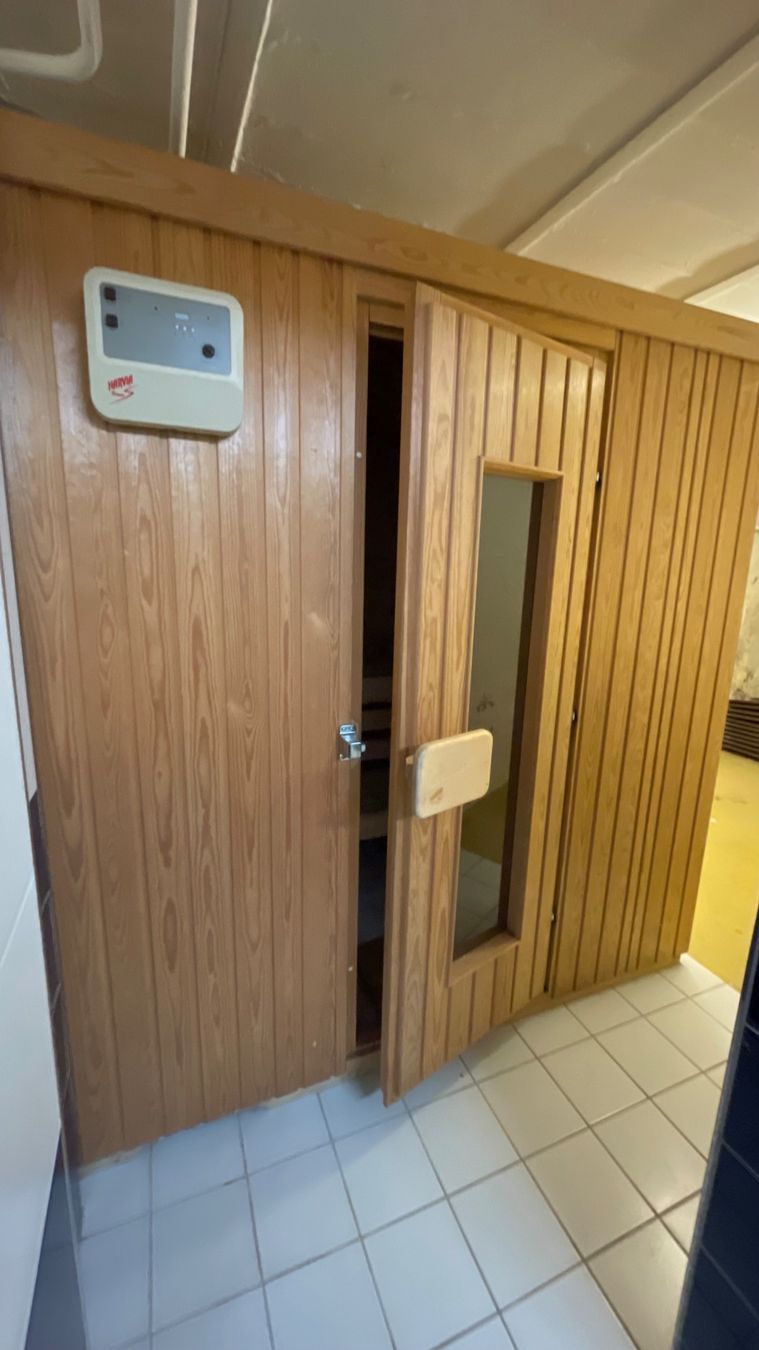 Sauna & Accessori: Harvia Sauna – Usato da Othmarsingen venduto da ami_9f5j 1