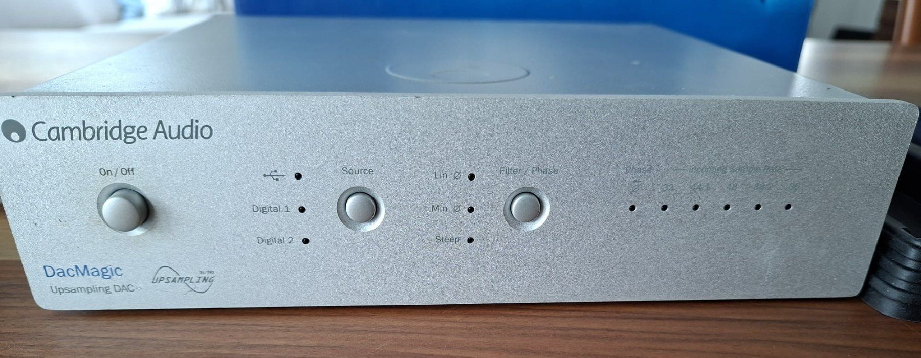 Cambridge Audio Convertitori: Cambridge Audio DacMagic Upsampling DAC - Top Zustand! – Usato da Affoltern am Albis venduto da Tibu987
