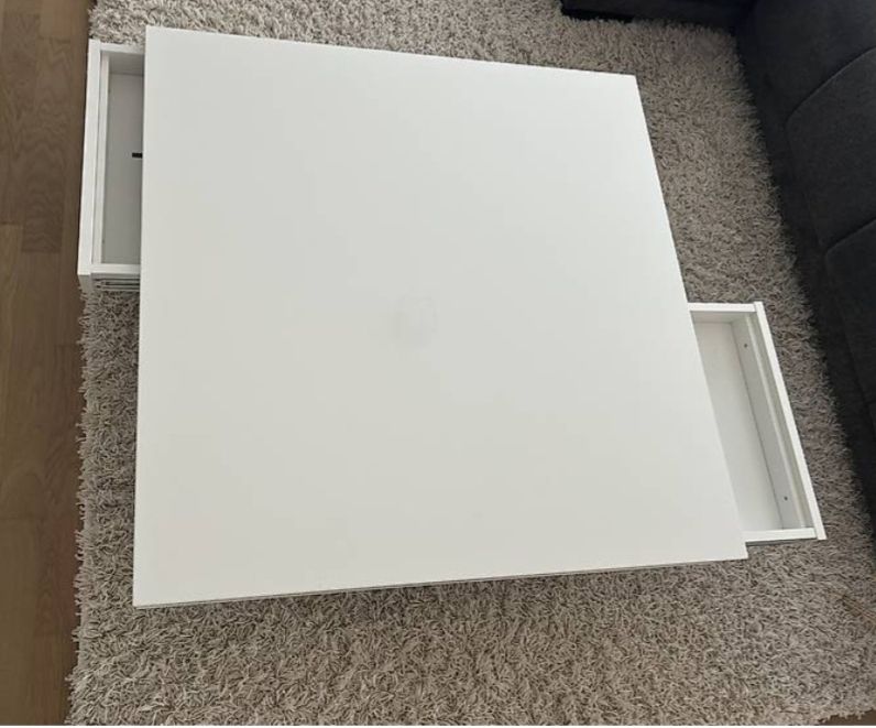 Tavoli: Ikea Couchtisch Weiss  – Usato da Aarberg venduto da p5ny 1