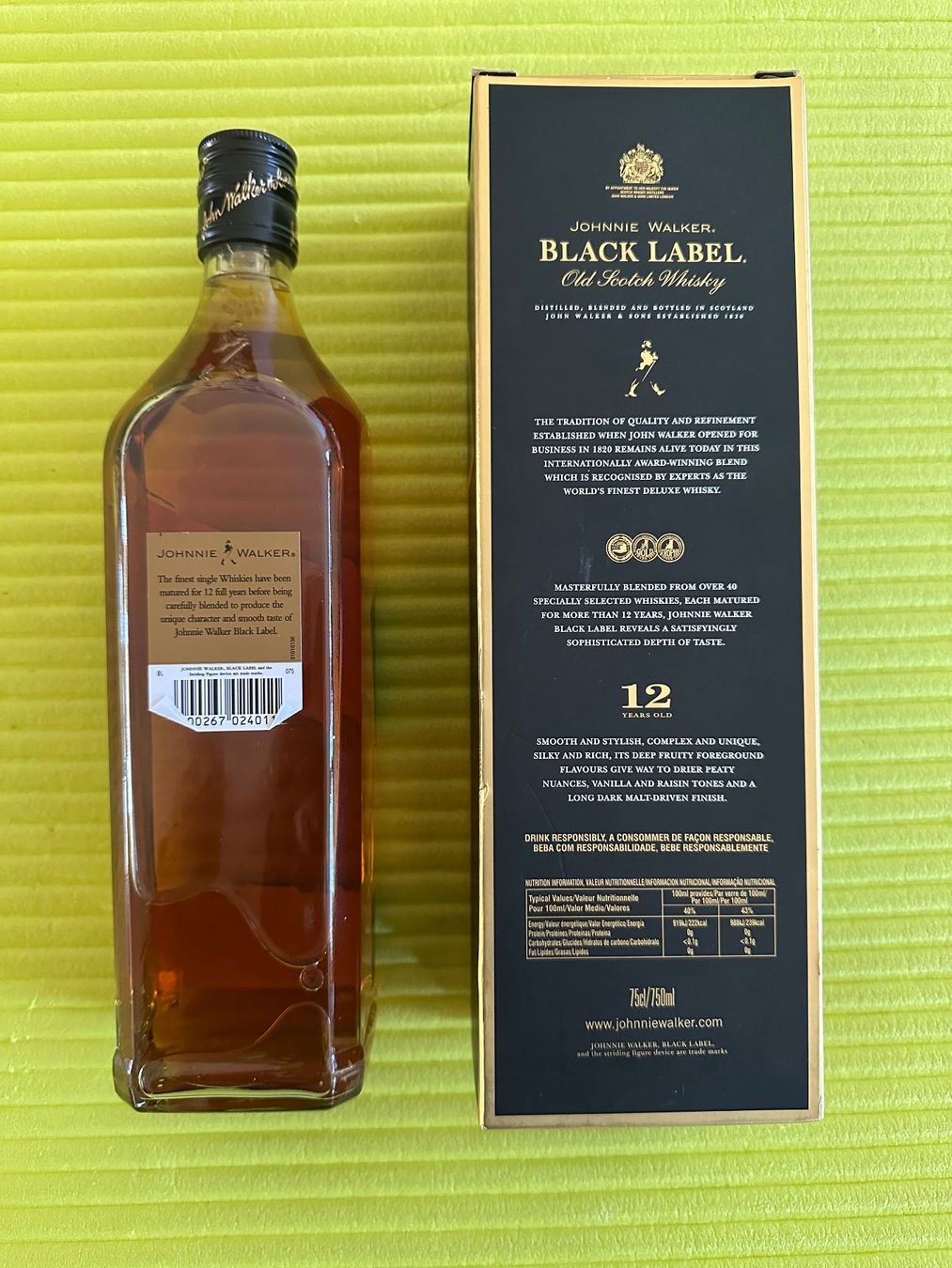 Johnnie Walker Bevande alcoliche: Johnnie Walker 12 Years Black Label 75 cl – Nuovo e nell'imballaggio originale da Stallikon venduto da Rsiri 1