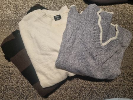 3 pulls taille M fille
