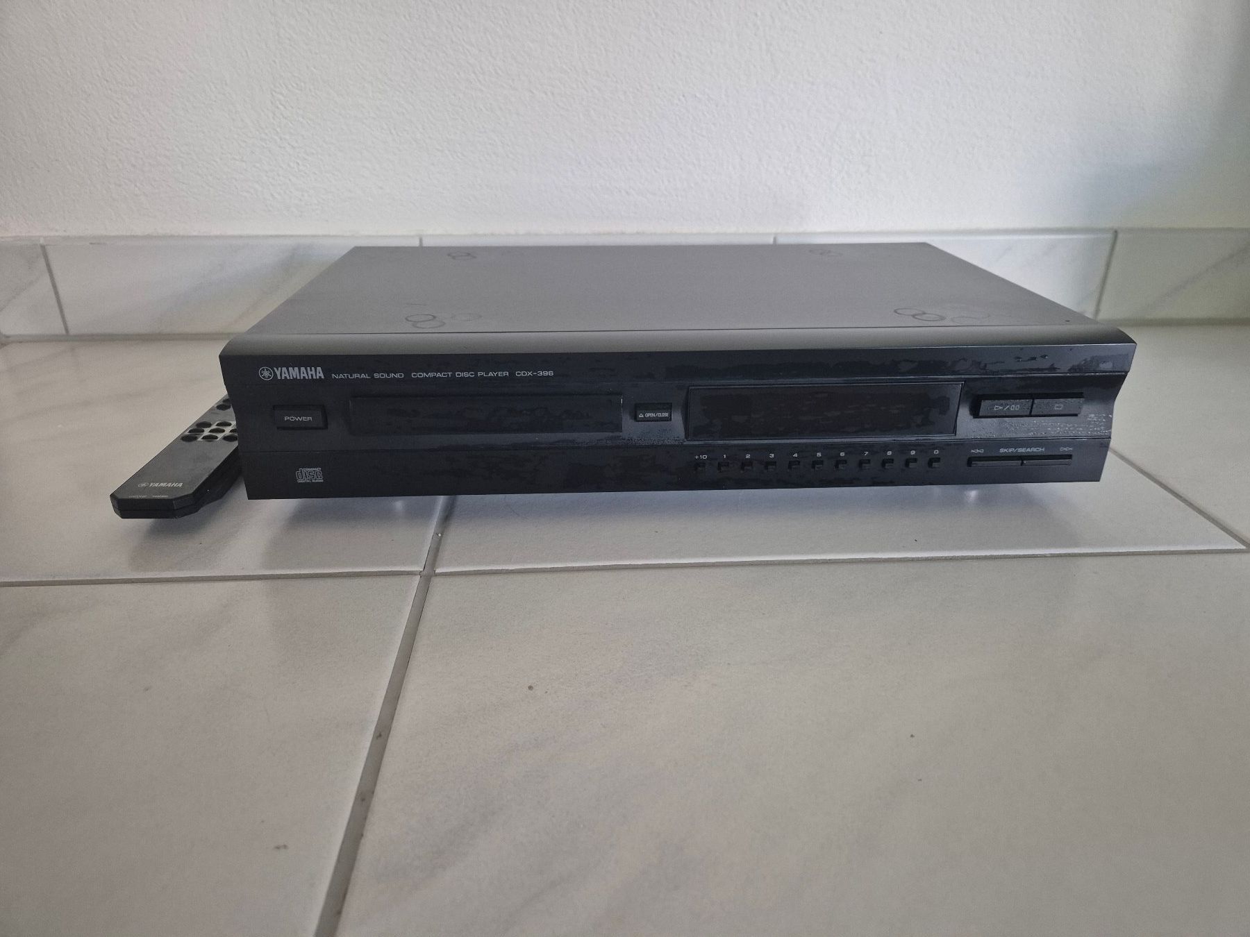 CDs: HiFi CD Player - Yamaha CDX-396 – Gebraucht aus Chur von hands_on