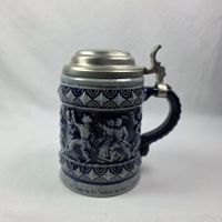 Vintage Bierkrug Keramik mit Zinndeckel – Tanzmotiv Bierglas