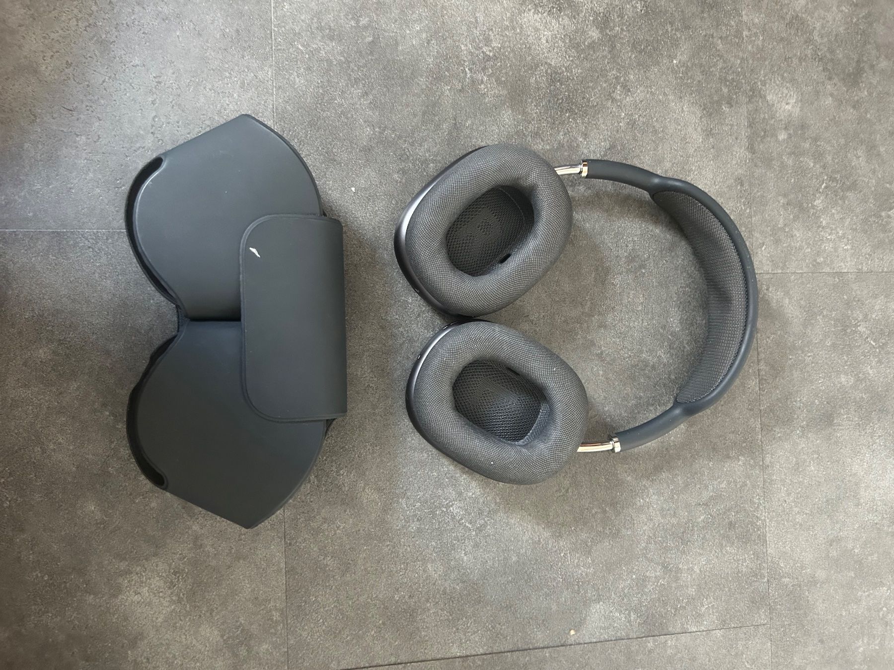 Apple Cuffie: Apple AirPods Max Space Grau - Top Zustand! – Usato da Birmensdorf ZH venduto da SwissQualityTrade 2