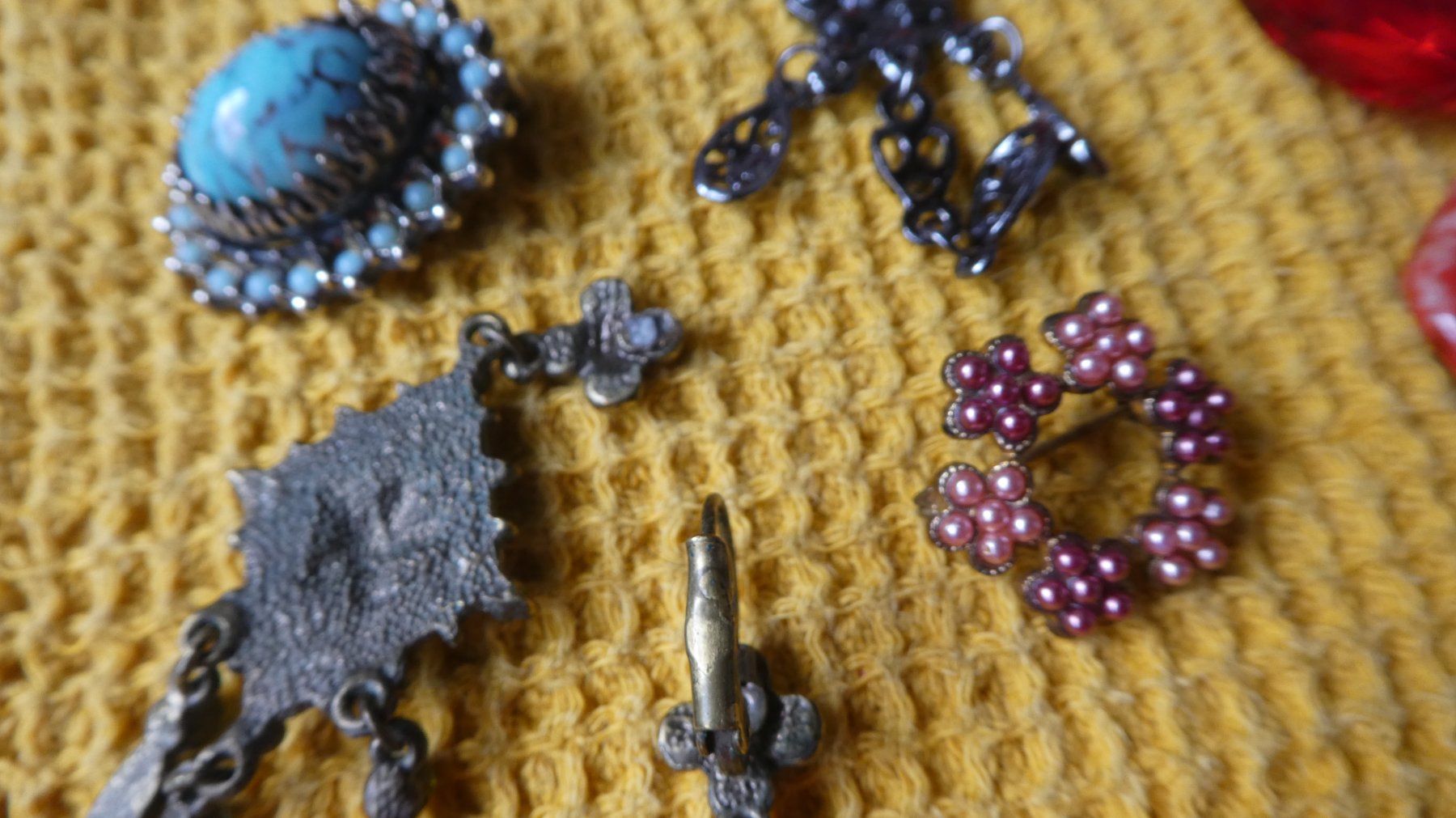 Altri gioielli: Schmuckkonvolut, Modeschmuck zum Basteln – Usato da Diessenhofen venduto da Hundeseele 7