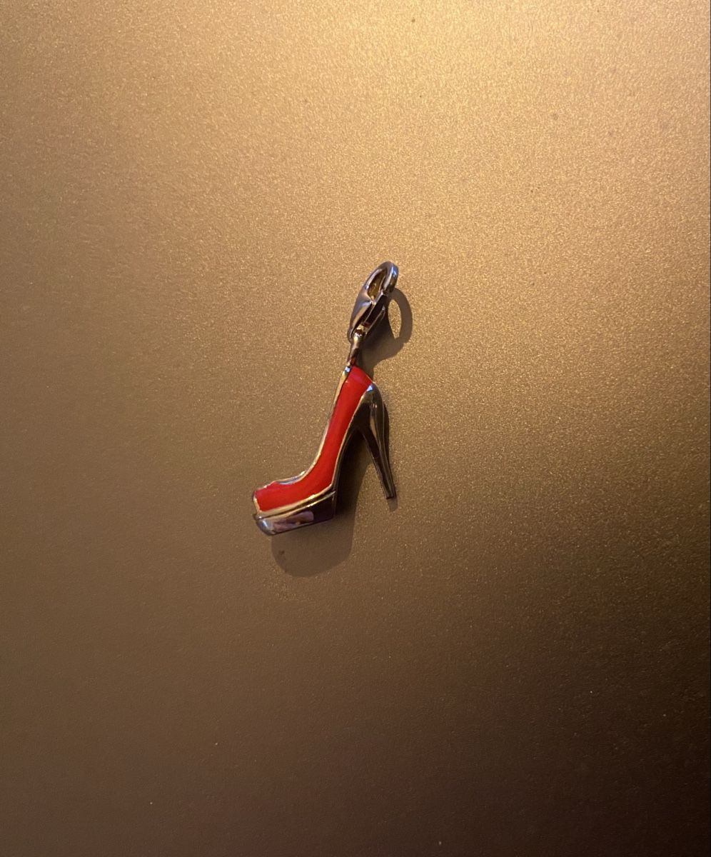 Thomas Sabo Anhänger: Thomas Sabo Charm Schuh – Gebraucht aus Muri AG von sonneblueme10