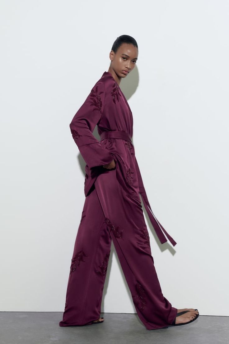Zara Lotti di vestiti: Zara EMBROIDERED KIMONO Set – Nuovo (secondo la descrizione) da Genève venduto da Annilu 2