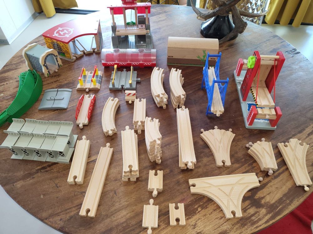 holzeisenbahn set brio & squirrel play Kaufen auf Ricardo