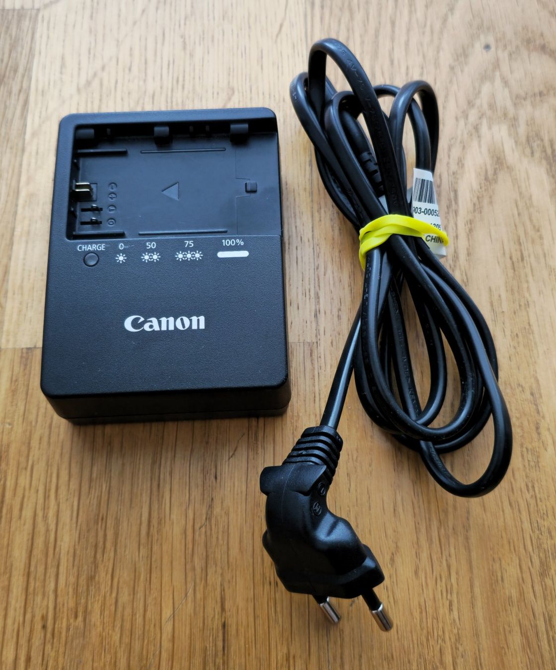 Canon Appareil photo: Canon EOS 5D Mark III inkl. Battery Grip & Blitzgerät – D'occasion à Aarau par kau_t8lb 7