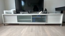 schönes, weisses Sideboard (für TV)