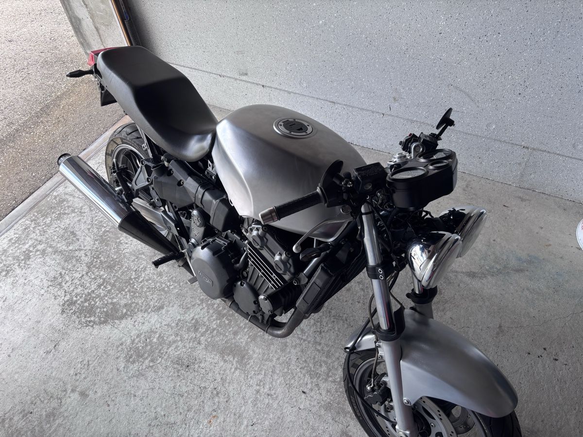 Triumph Sonstige: Triumph – Gebraucht aus Fontainemelon von Electro77777 1