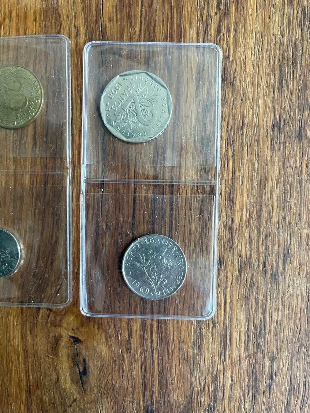 Tutti le monete: Münzsammlung: Frankreich Centimes/Francs – Usato da Schlieren venduto da mki_xfh9 1