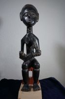Mutter mit Säugling, Skulptur