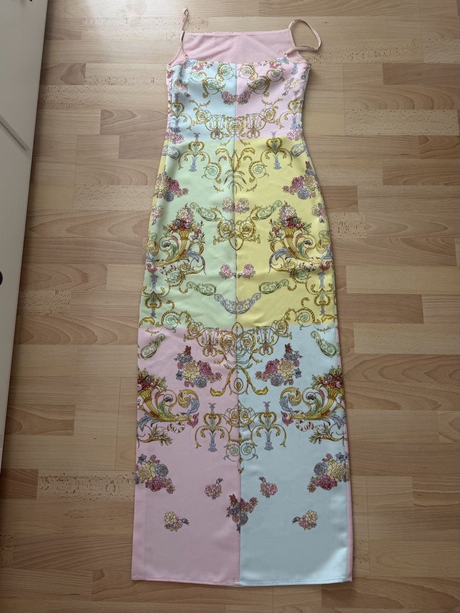 Robes: Versace Kleid – Neuf (Voir description) à Schaffhausen par LisaU 3