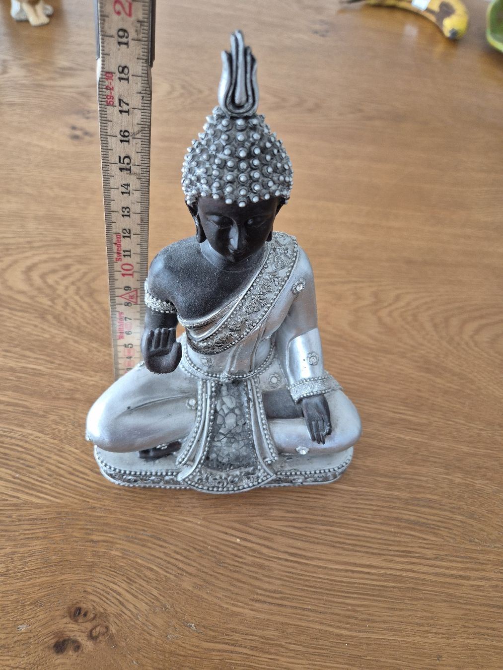 Tutte le decorazioni: Silberne Buddha-Figur, Deko Statue, ca. 20cm hoch – Usato da Tuggen venduto da Santasbag 2