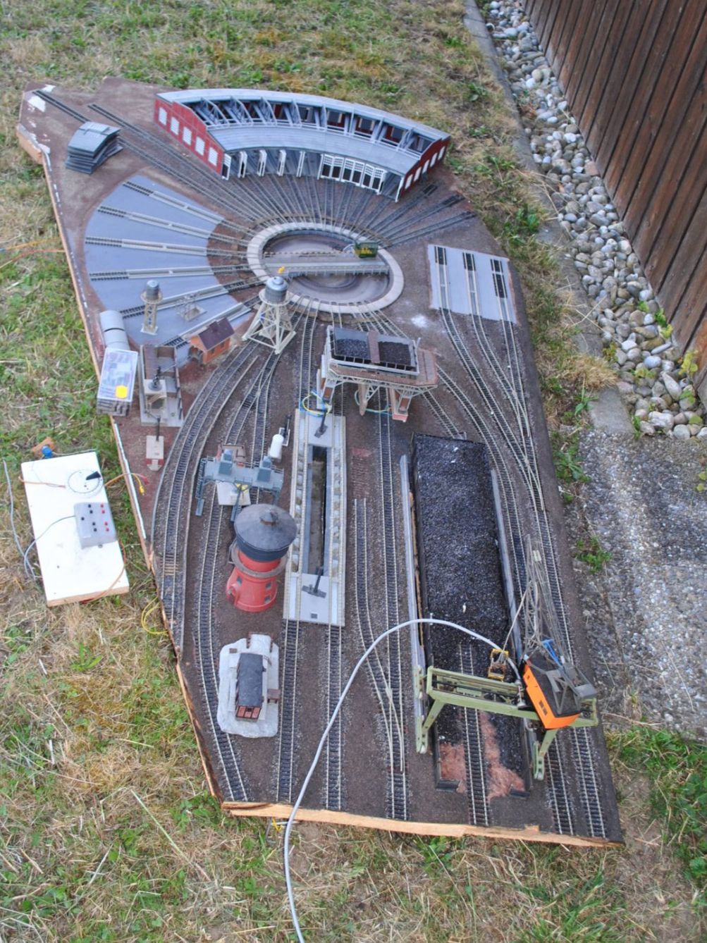 Fleischmann Modellini di ferrovie: Fleischmann Bahnhofteil (HUI003) – Usato da Aarwangen venduto da Leg_10439 1