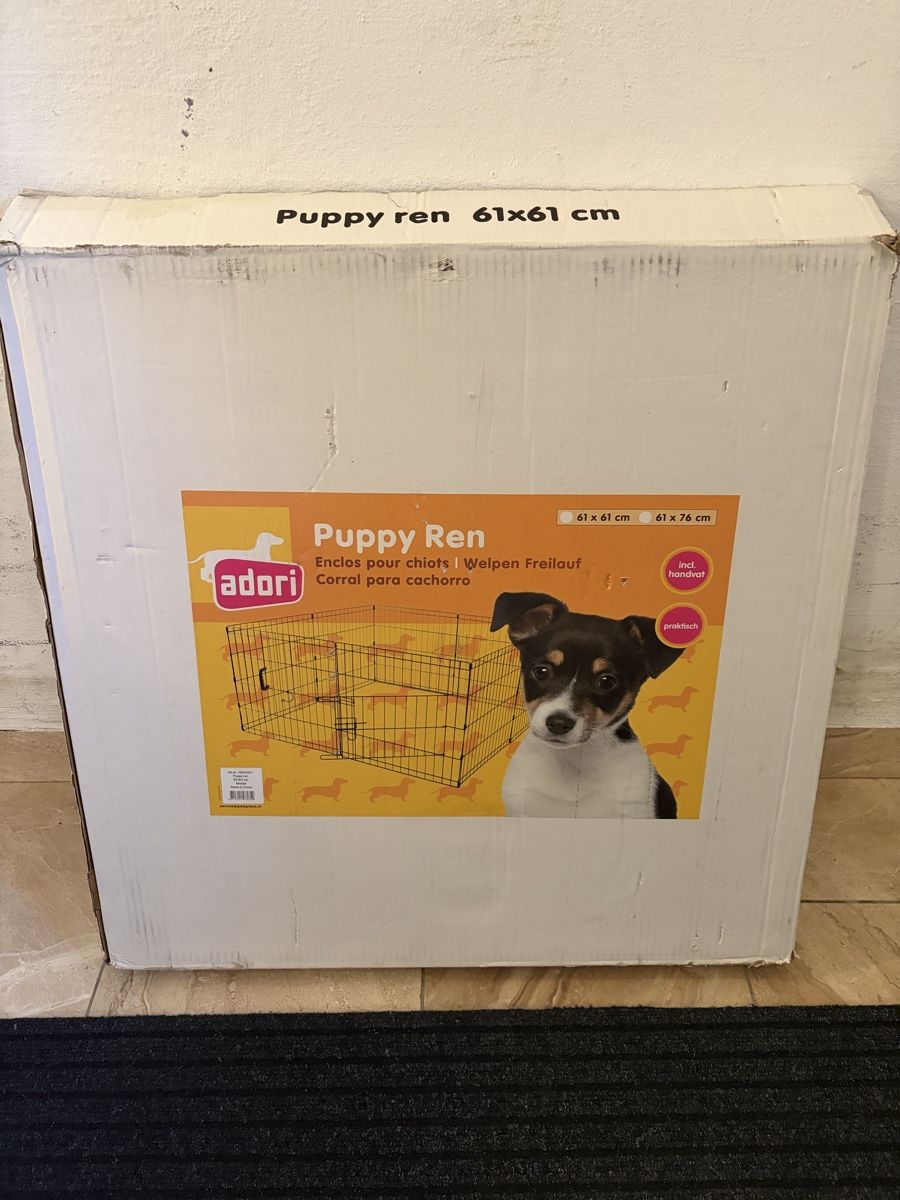 Cages, transport & sécurité: Adori Puppy Ren – D'occasion à Regensdorf par WetTowel42