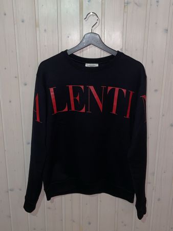 Pull Valentino