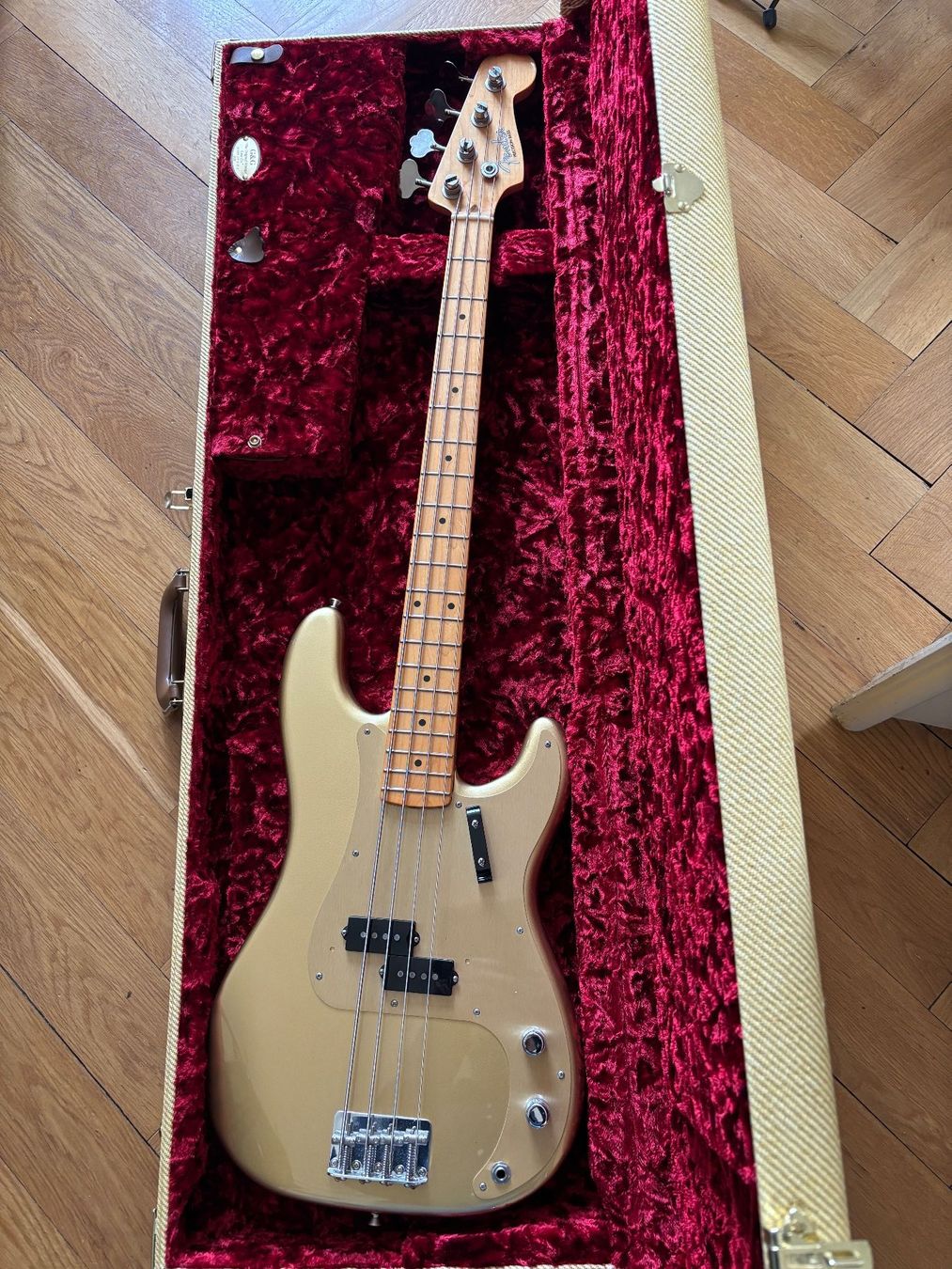 Fender Strumenti musicali: FENDER PRECISION BASS USA – Nuovo (secondo la descrizione) da Basel venduto da Aspargus