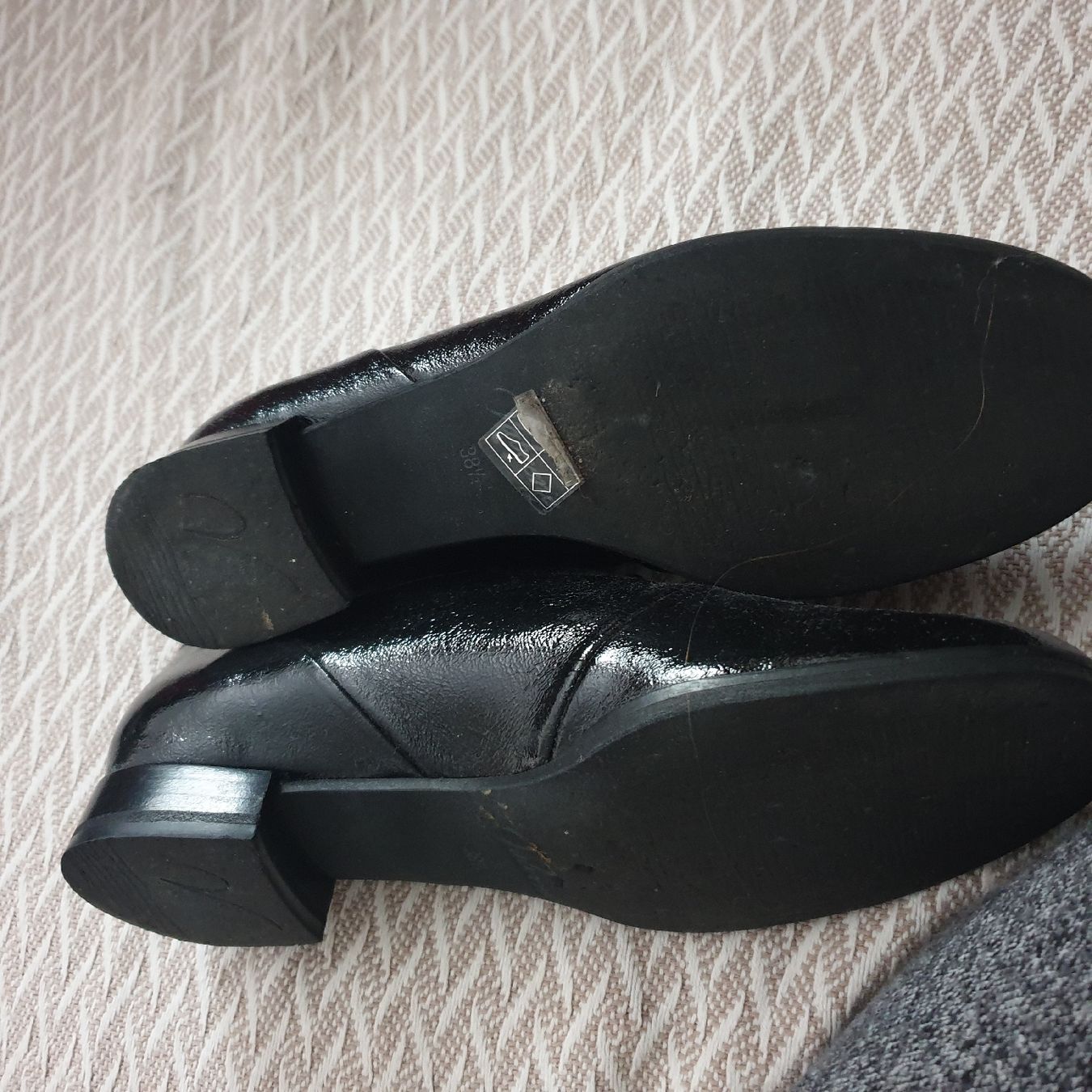 Damenschuhe: Vabene Glanzlederschuh Gr. 38,5  – Neu (gemäss Beschreibung) aus Frenkendorf von Moon111 4