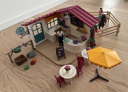 Schleich Café mit Reitgehege