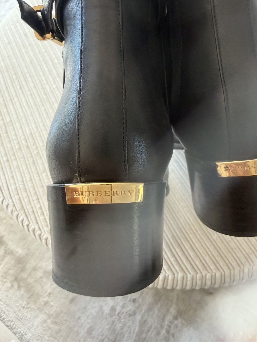 Chaussures femmes: Burberry Stiefeletten – D'occasion à Birmensdorf ZH par lakii338 2