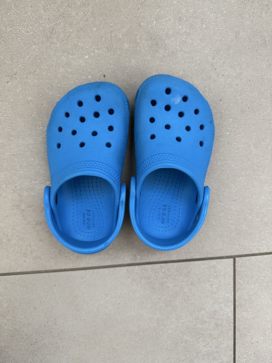 Crocs Scarpe per ragazzi: Crocs Schuh C7 Gr. 23/ 24 – Usato da Mühlau venduto da mat_zzj2