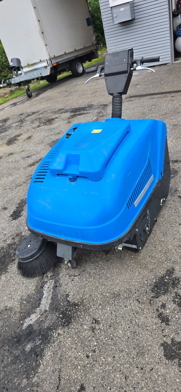 Honda Tutte le macchine: Kehrmaschine  Honda motor – Usato da Rain venduto da Fafan069 1
