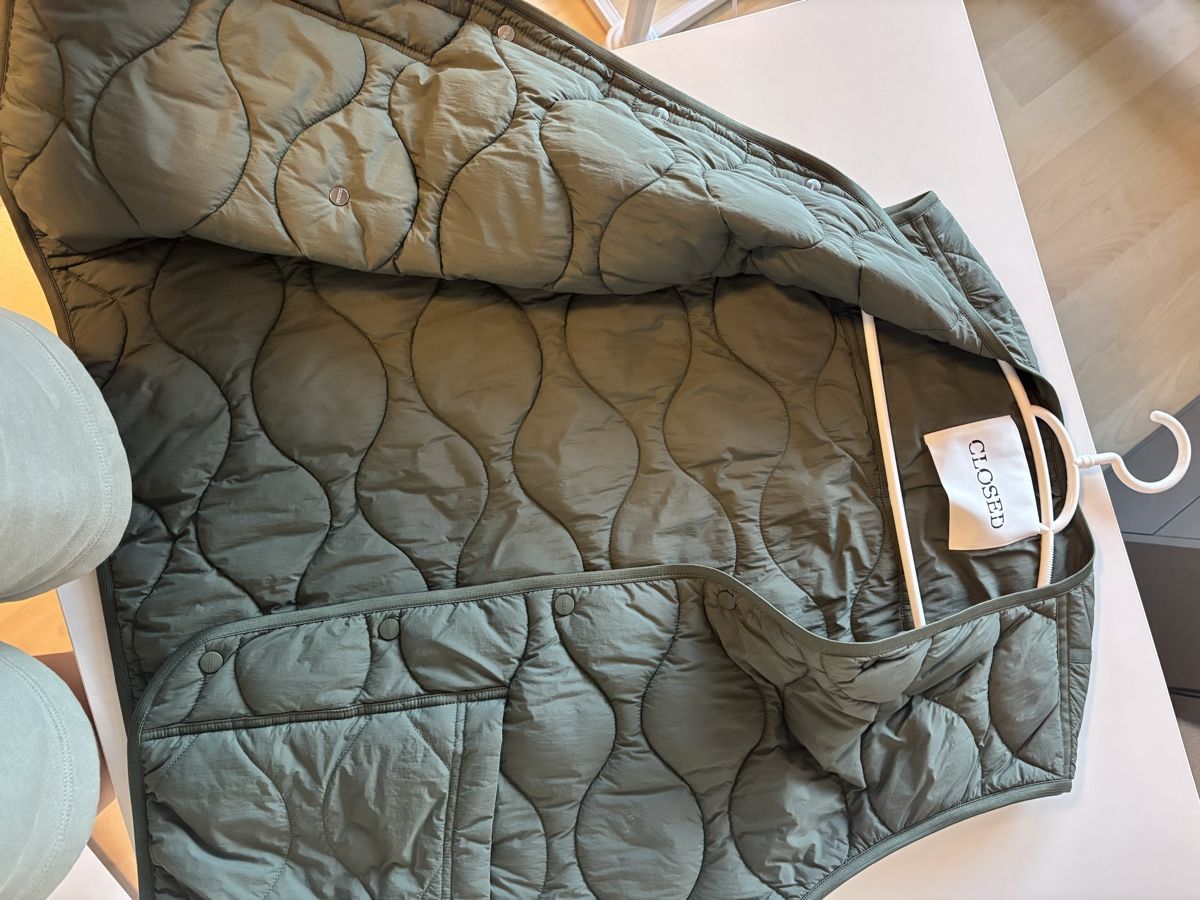 Closed Gilet & Giacche: CLOSED Steppweste Herren khaki M – Usato da Konolfingen venduto da weiann 3