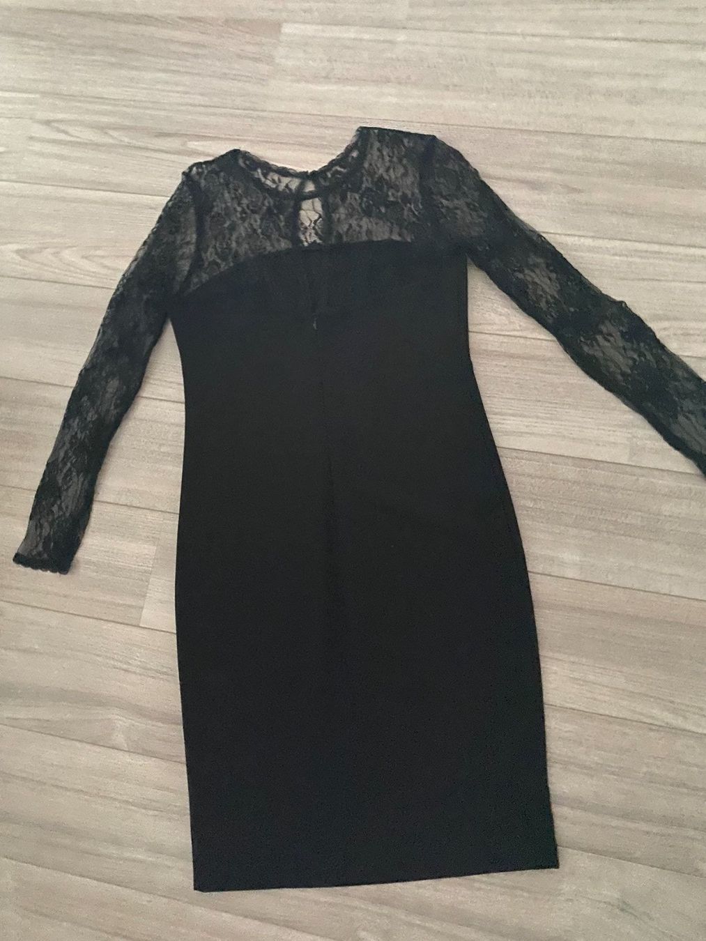 Benetton Kleider: BENETTON Kleid schwarz/Spitzen Gr. 38 – Gebraucht aus Bonstetten von VCLS 2