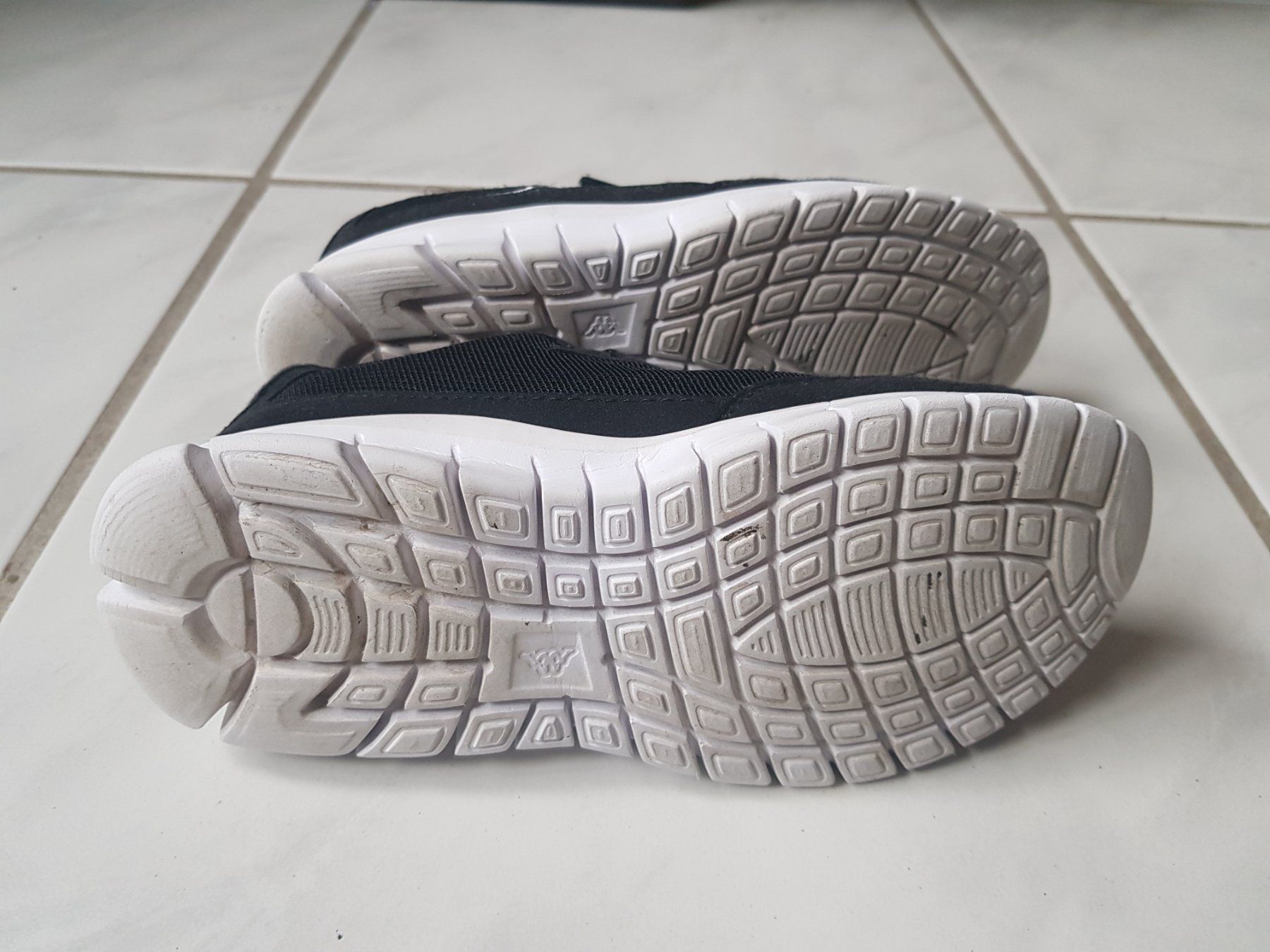 Kappa Scarpe per ragazze: MÄDCHEN HALLENSCHUHE VON KAPPA – Usato da Root venduto da LifestyleAccessoires 5