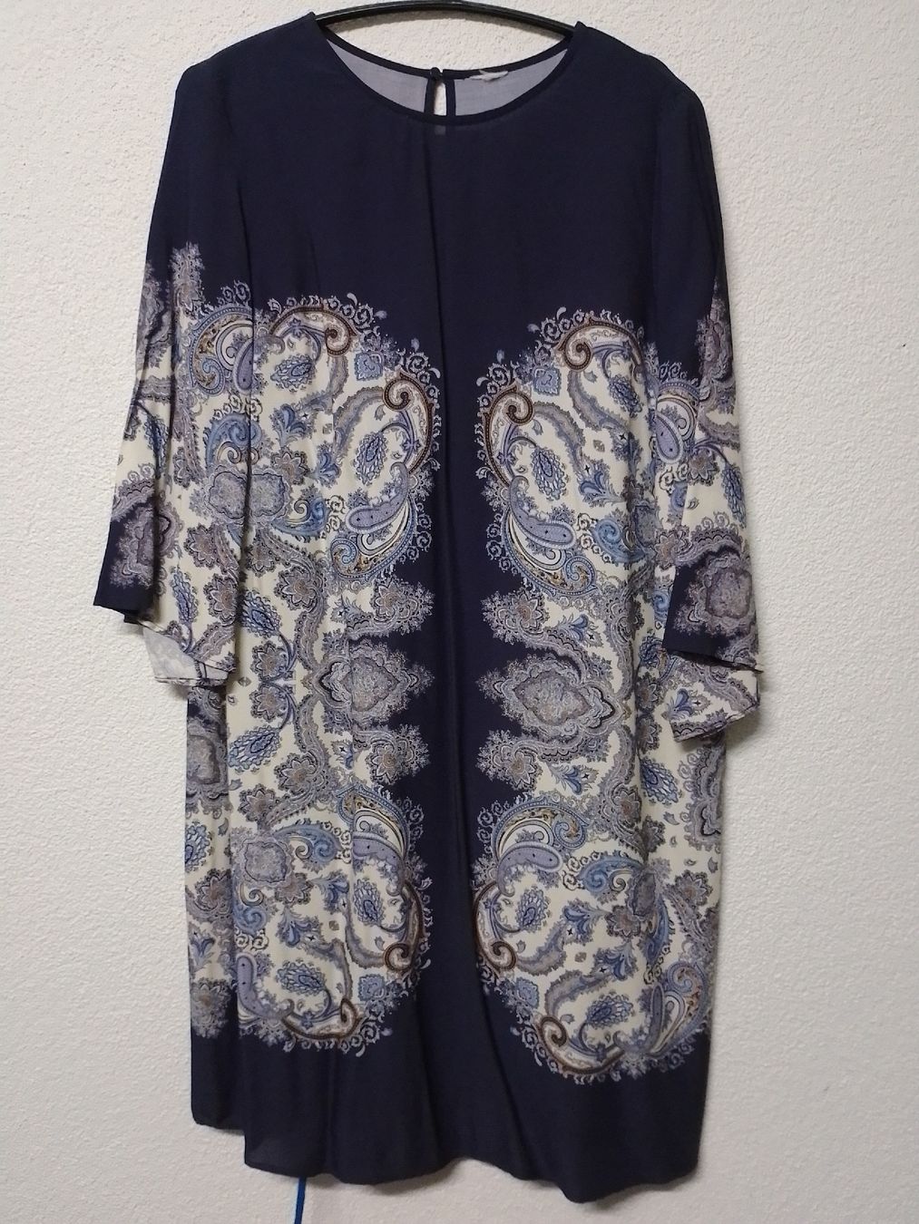 Vestiti: Leichtes Paisley Kleid Gr. M – Usato da Luzern venduto da GoSecond