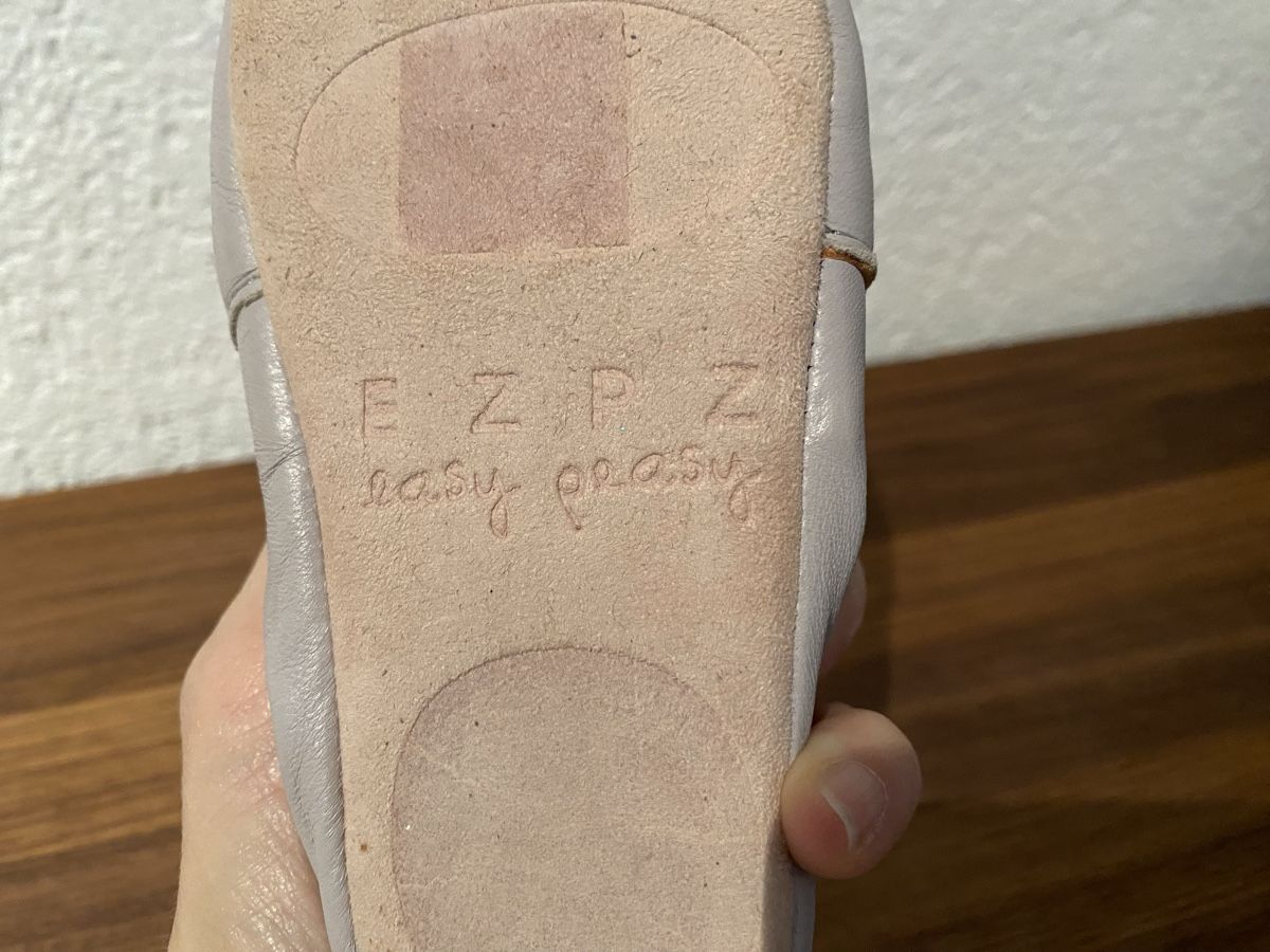 Scarpe per ragazzi: Lederfinken Hausschuhe Gr. 25 – Usato da Urdorf venduto da Tjara65 1