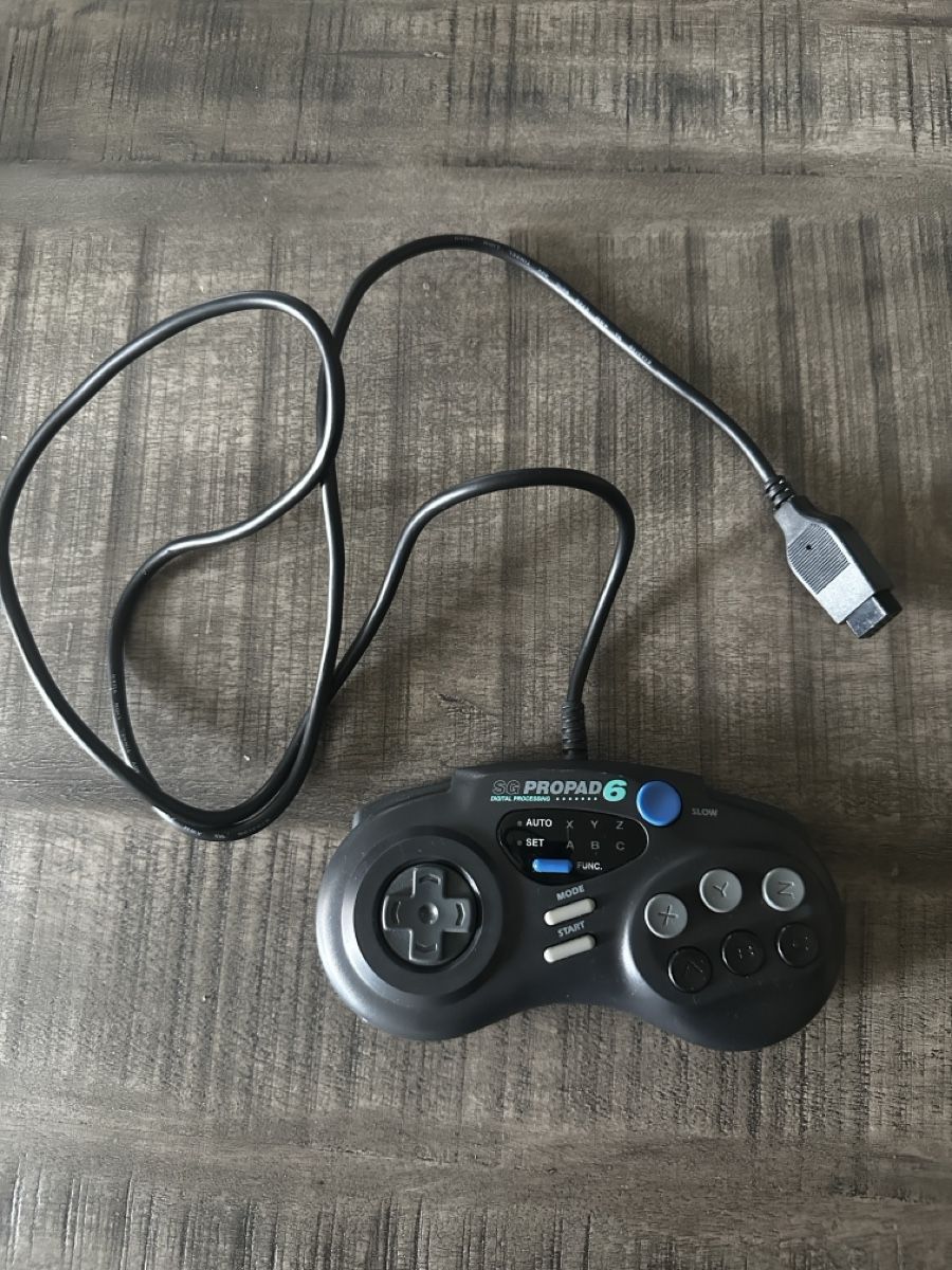 Controller: SG Propad 6 Controller - Retro Gaming Feeling pur! – Usato da Kloten venduto da Buesra.k